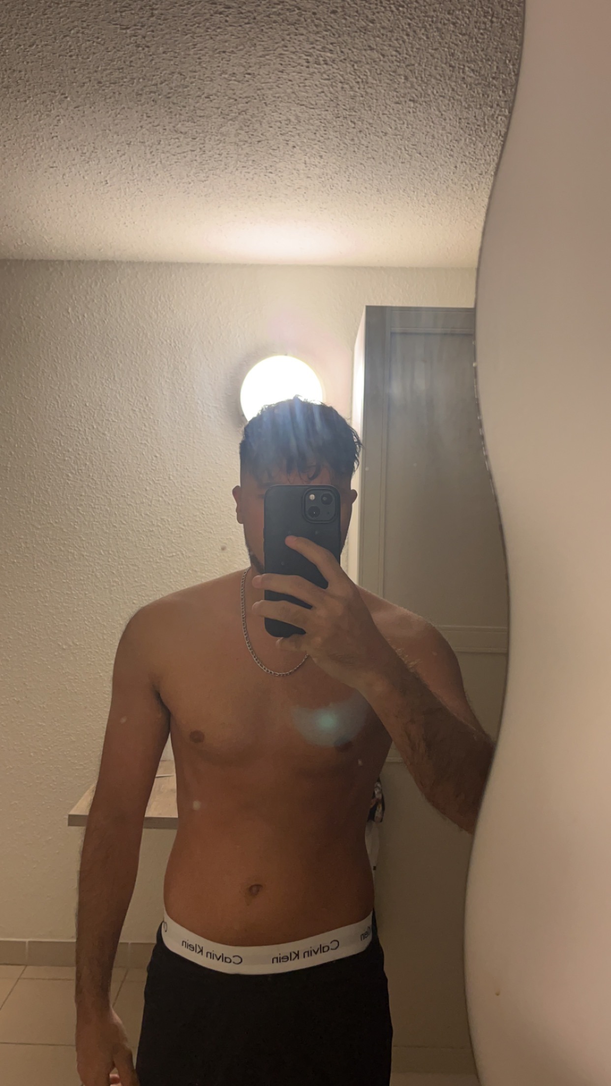 Profil de Armael, 25 ans, TS Monaco à Léoville