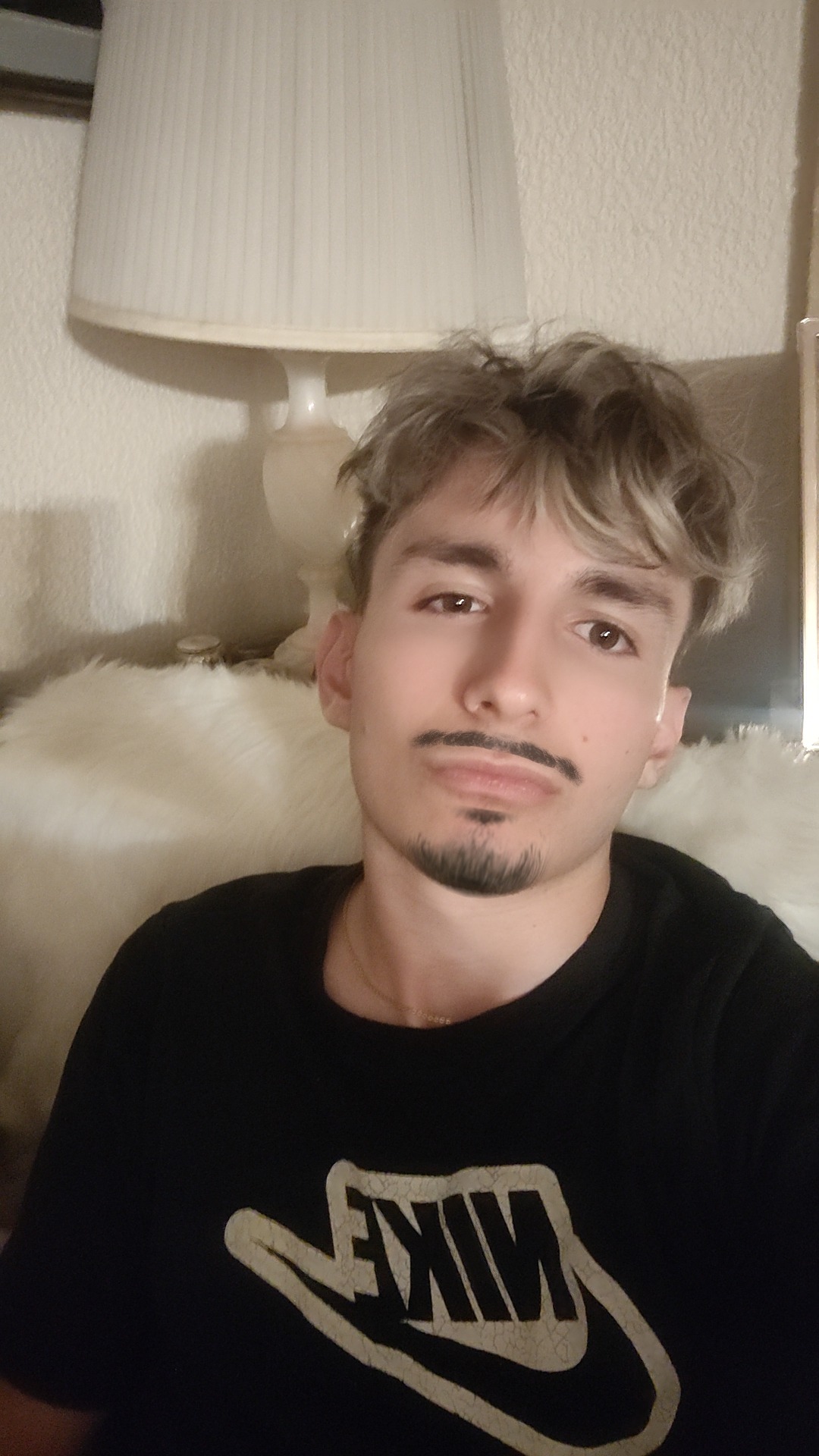 Profil de Dejan, 20 ans, TS Monaco à Moulins