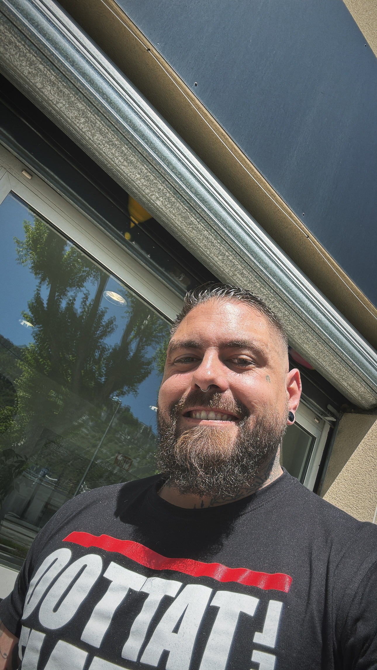 Profil de Aymar, 36 ans, TS Monaco à LesRivières-Henruel