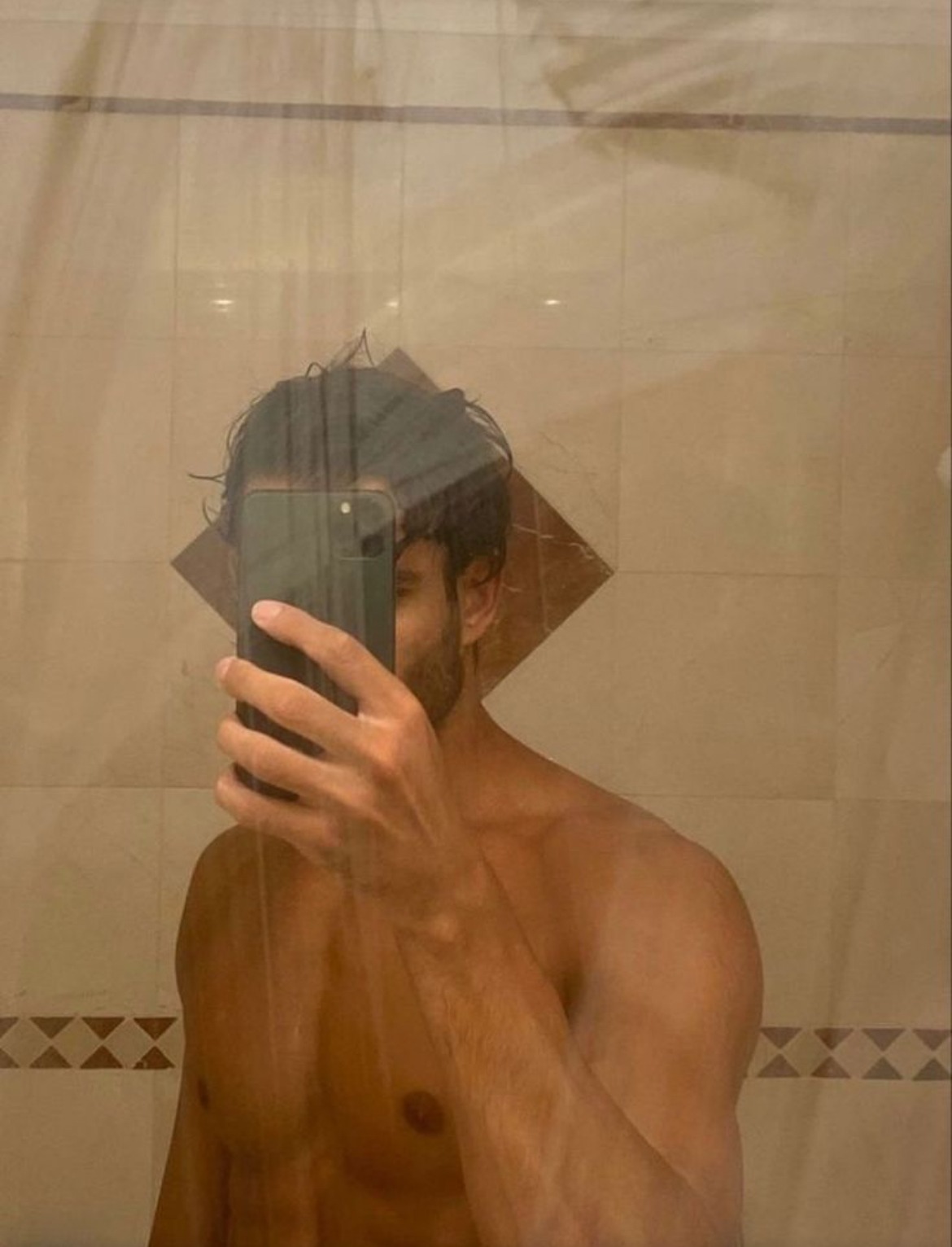 Profil de Ylies, 26 ans, TS Monaco à Sainte-Mère-Église