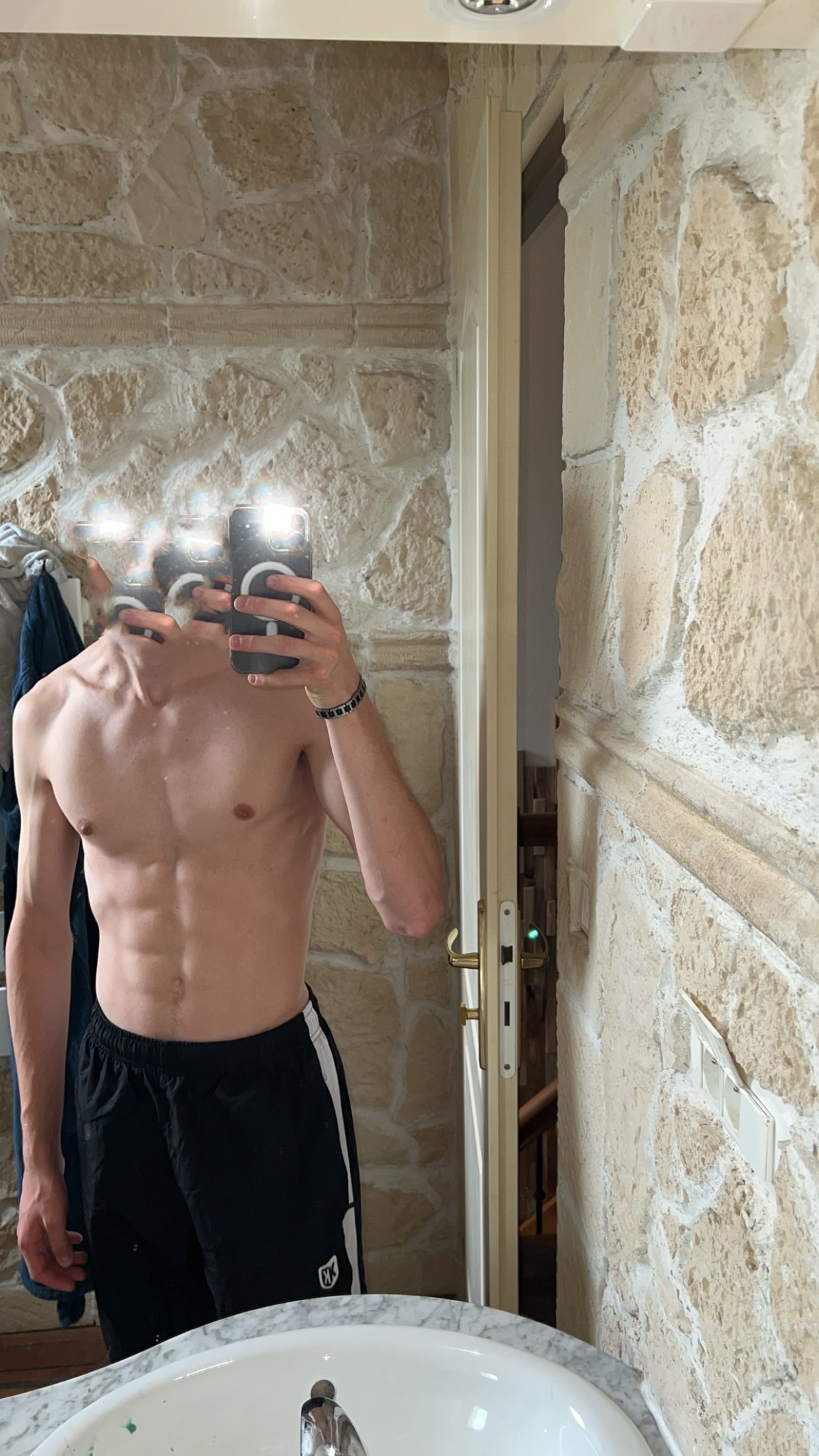 Profil de Vadim, 19 ans, TS Monaco à Bogy