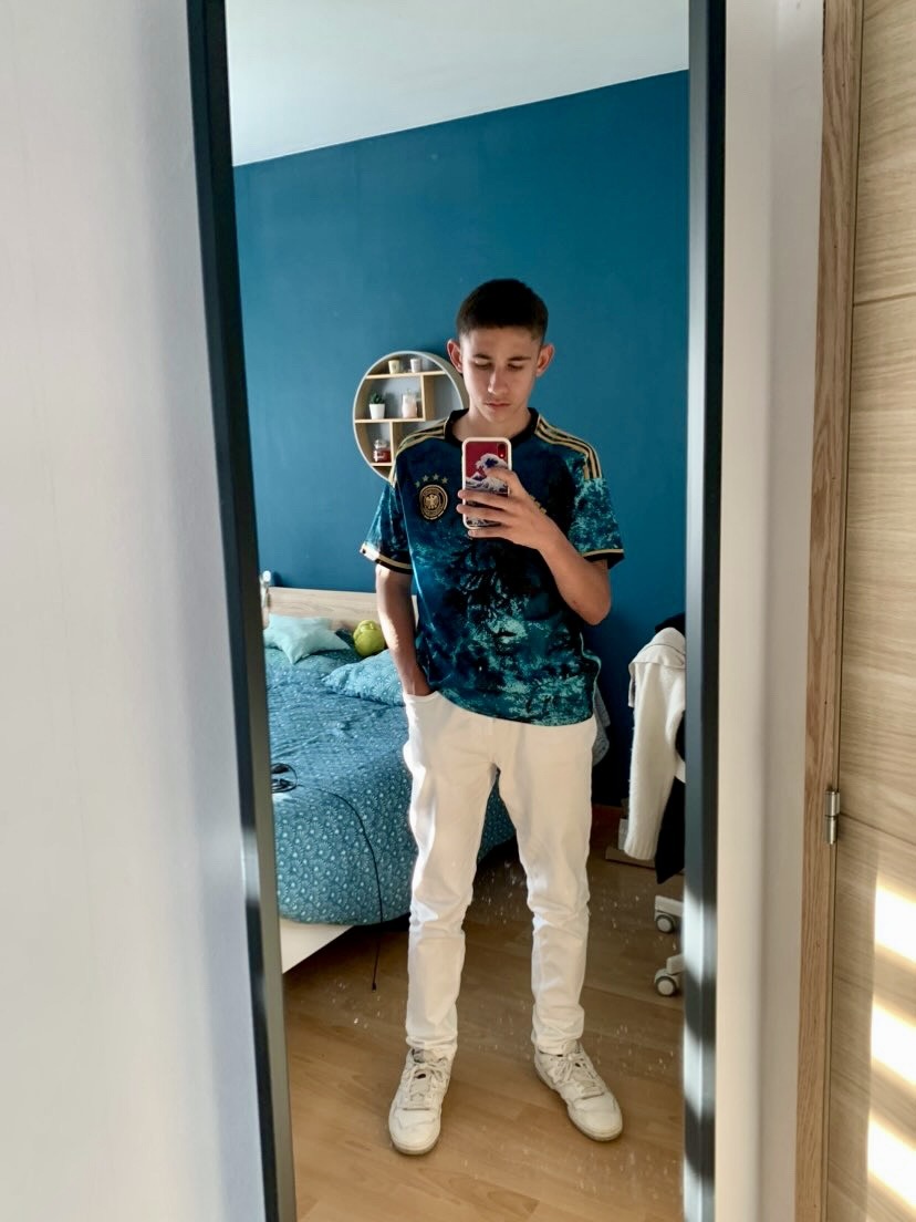 Profil de Tidjani, 20 ans, TS Monaco à Callen