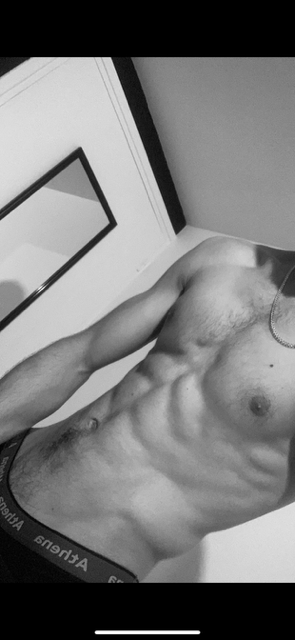 Profil de Corenthin, 26 ans, TS Monaco à Sampzon