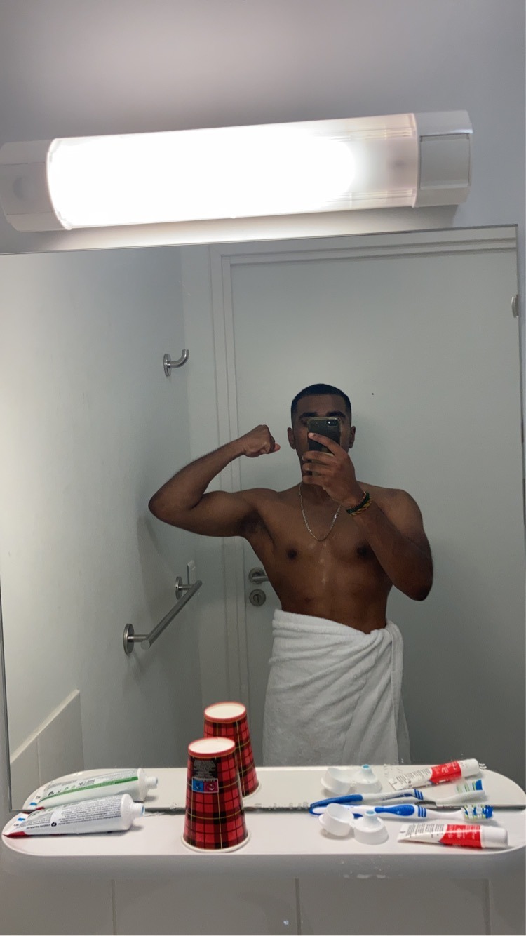 Profil de Chems-dine, 26 ans, TS Monaco à Miramont-Sensacq