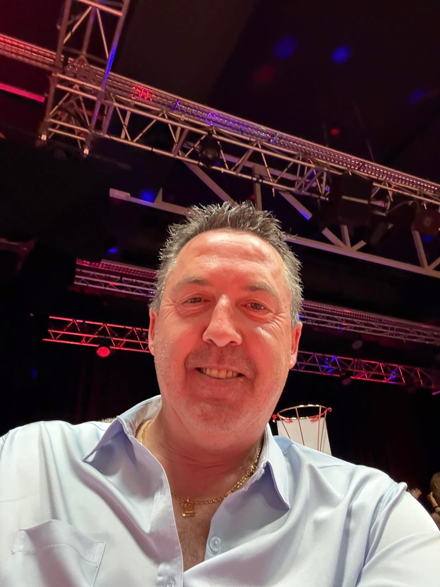 Profil de Yaneck, 48 ans, TS Monaco à Saint-Bris-des-Bois