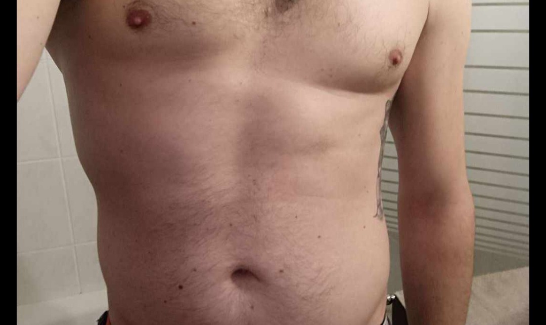Profil de Matyas, 35 ans, TS Monaco à Montfaucon-en-Velay