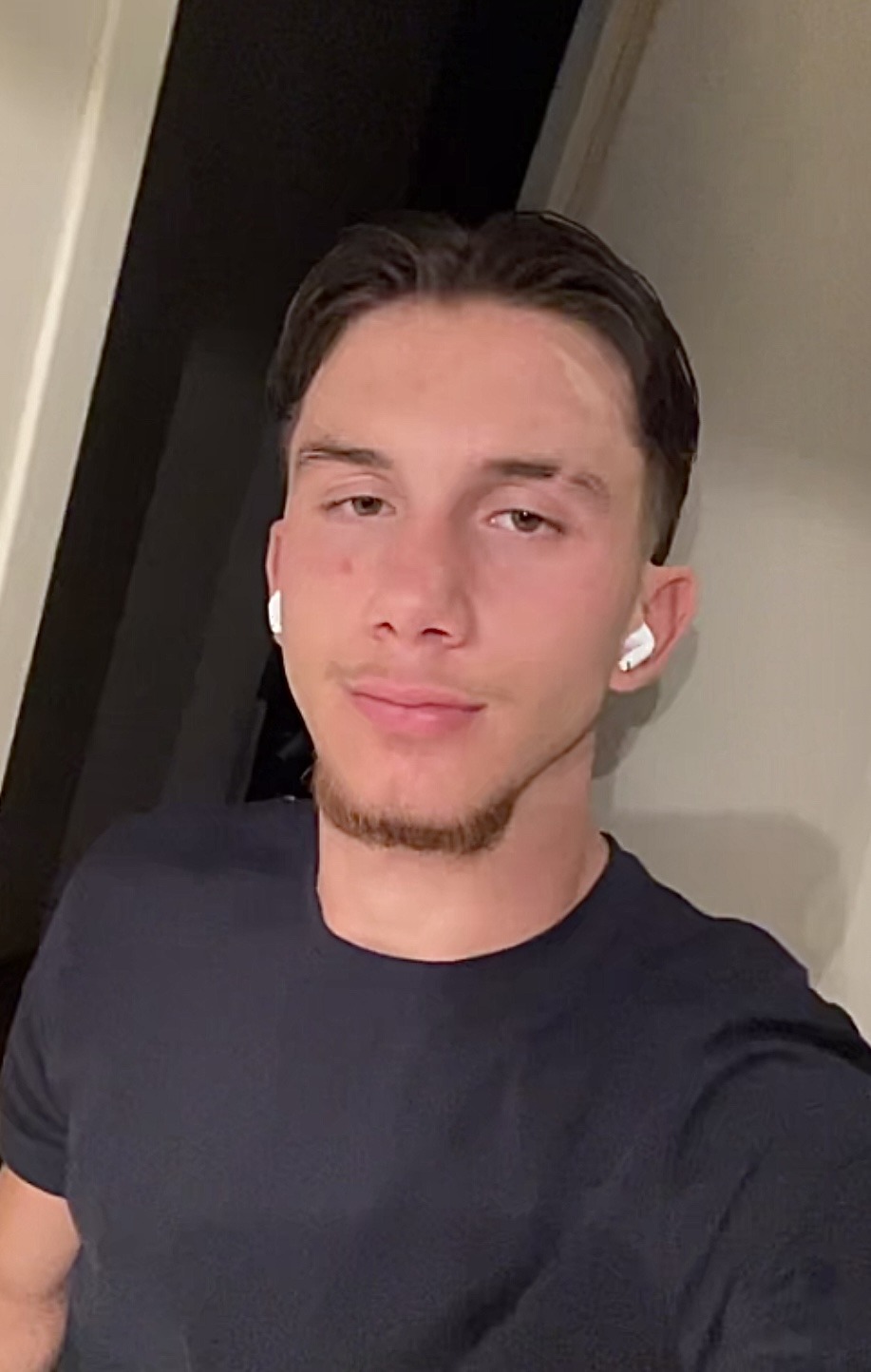 Profil de Sadik, 18 ans, TS Monaco à Cézy