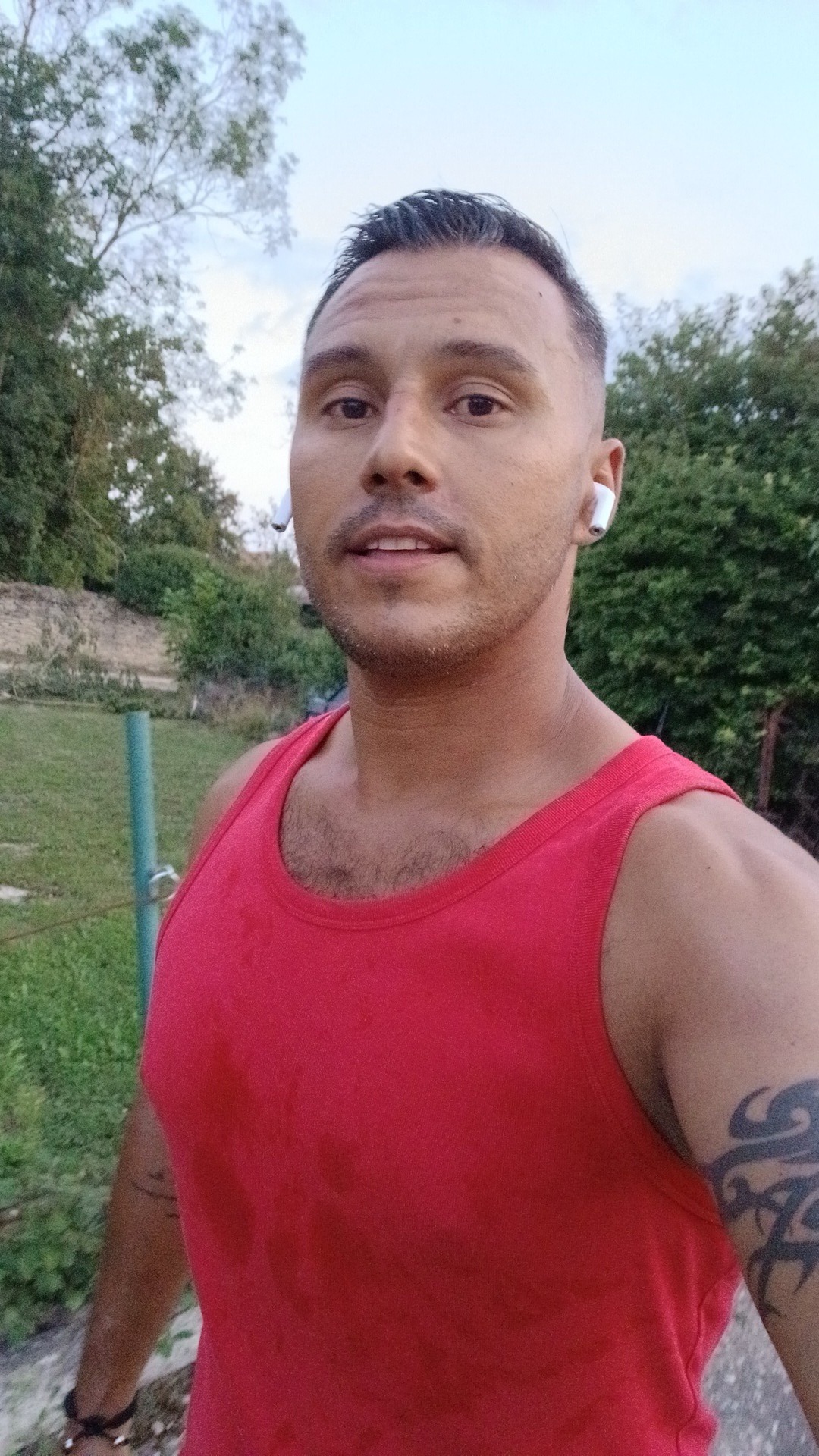 Profil de Yahnis, 39 ans, TS Monaco à Breuilaufa