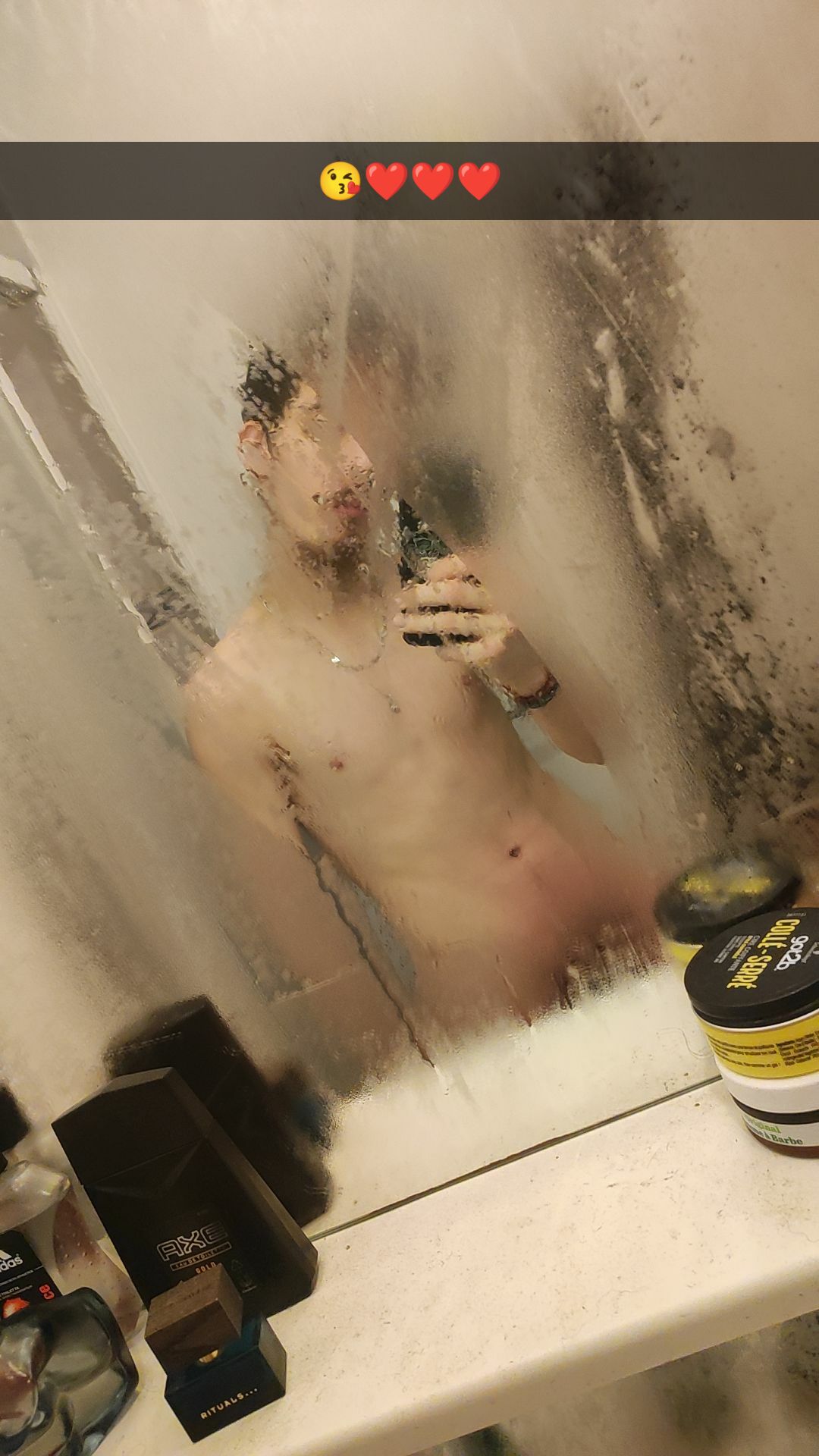 Profil de Pierre-mary, 26 ans, TS Monaco à Mouzeuil-Saint-Martin