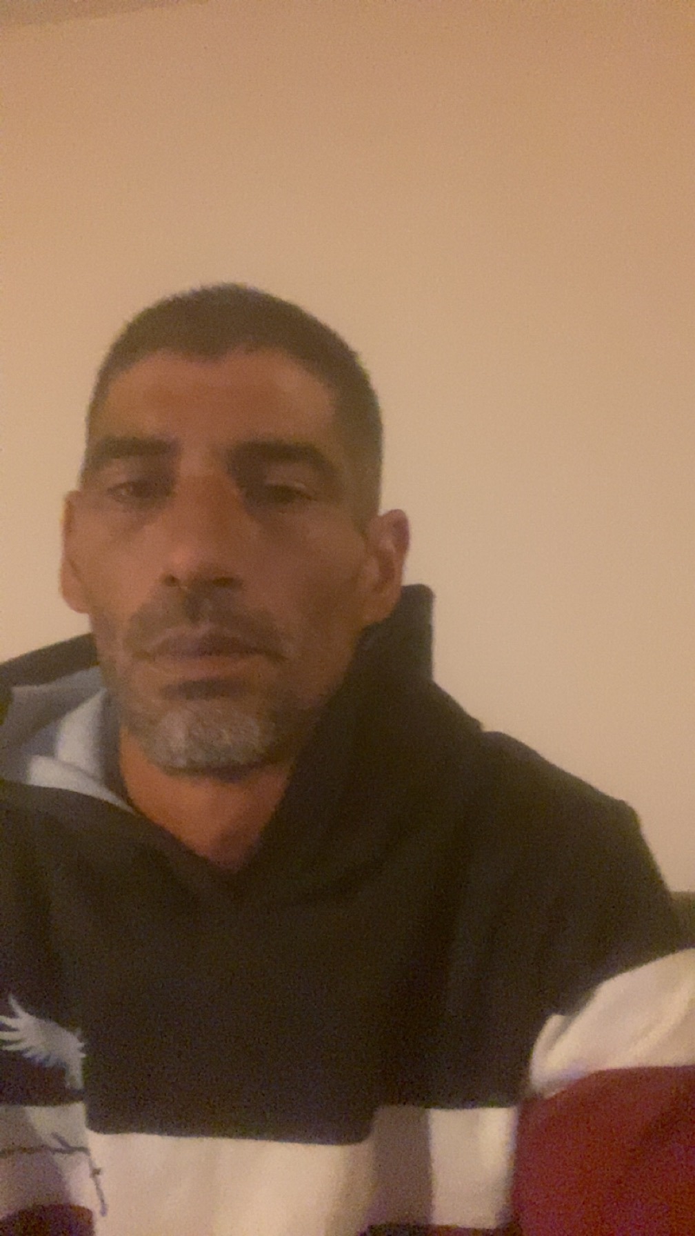 Profil de Simon, 39 ans, TS Monaco à Confolens