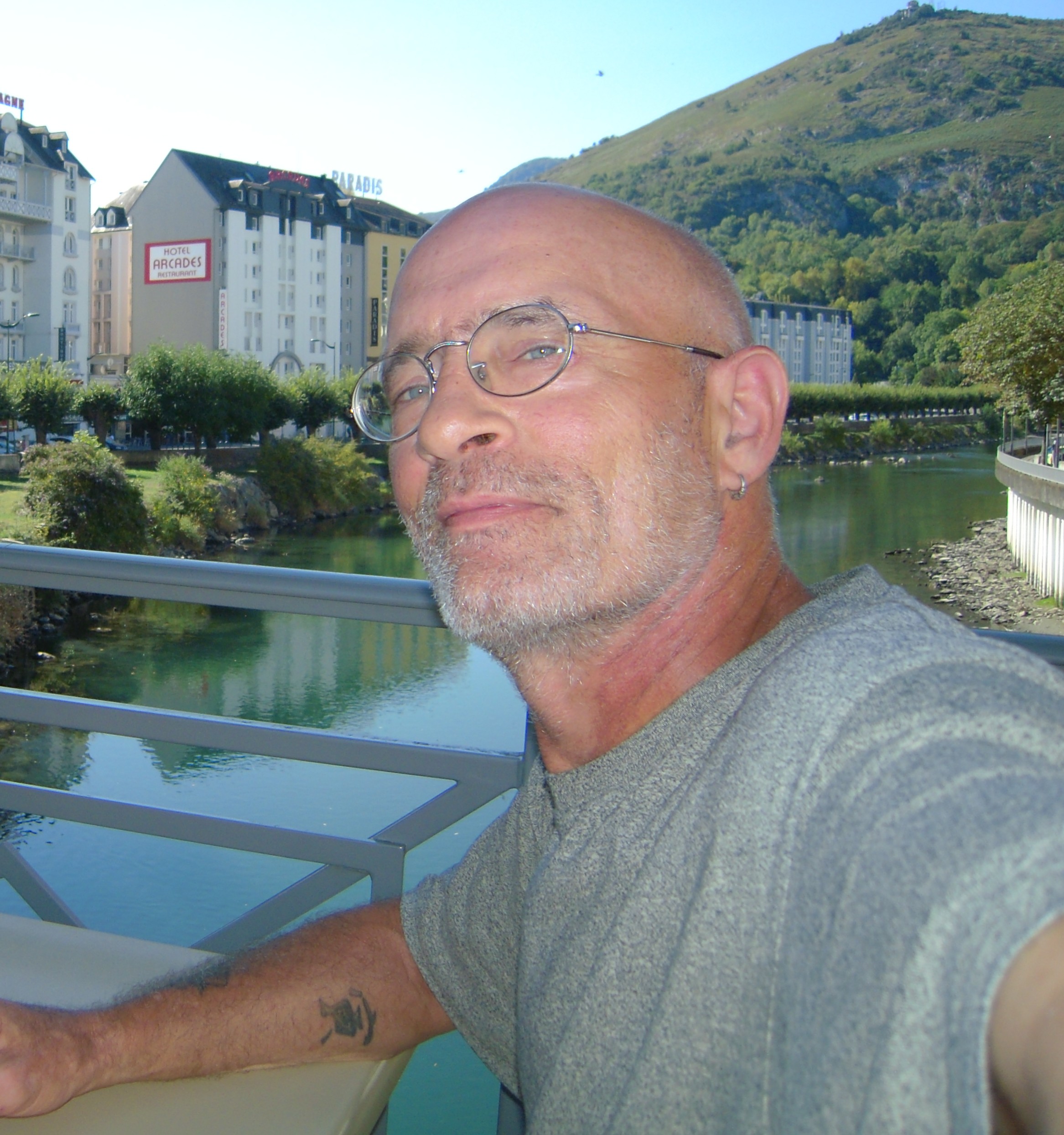 Profil de Levy, 55 ans, TS Monaco à Glaignes