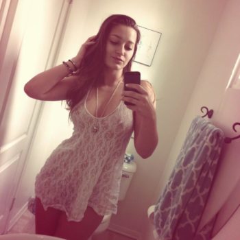 Profil de Derya, 32 ans, TS Monaco à Champrond-en-Perchet