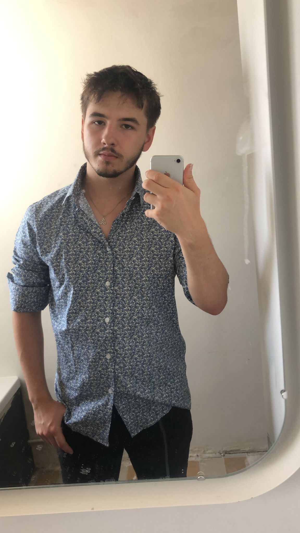 Profil de Trung, 20 ans, TS Monaco à Lugny-Champagne