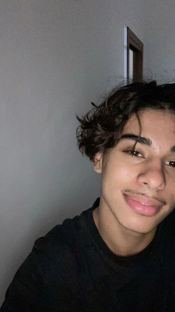 Profil de Jahel, 21 ans, TS Monaco à Commeaux