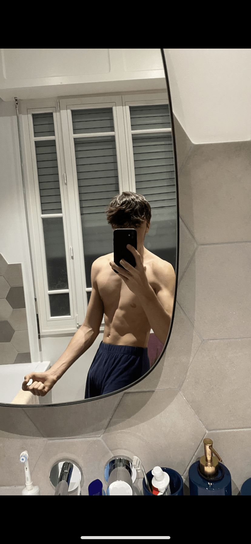 Profil de Micah, 20 ans, TS Monaco à Giscos